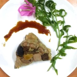 長青蛋黃粽-3入(年節限定品）